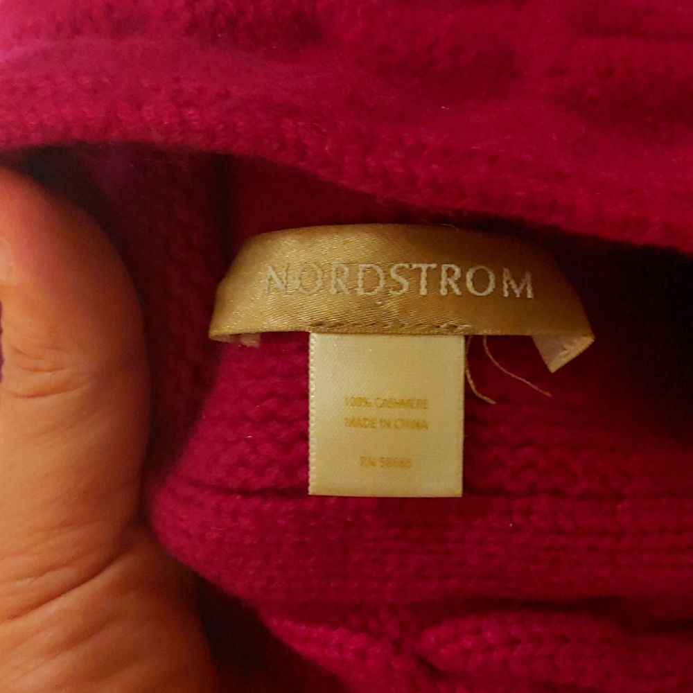 ❄️Nordstrom Girl's Cashmere Beanie Hat - Picture 2 of 4